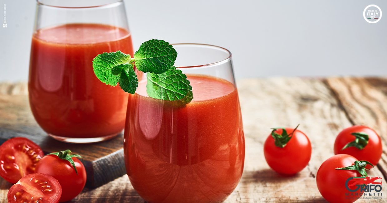 Tomato juice: remedy for the summer heat
